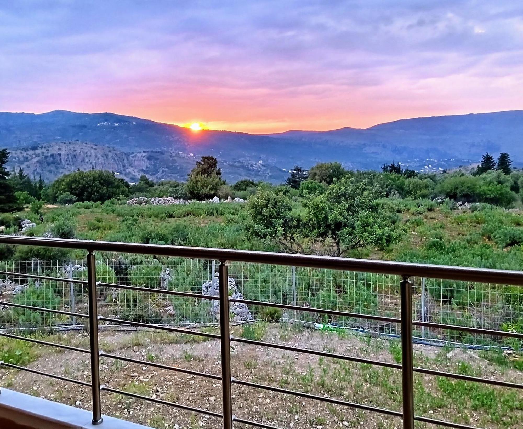 Stone Villa Halepa With Panoramic View. Neon Khorion  Exterior foto